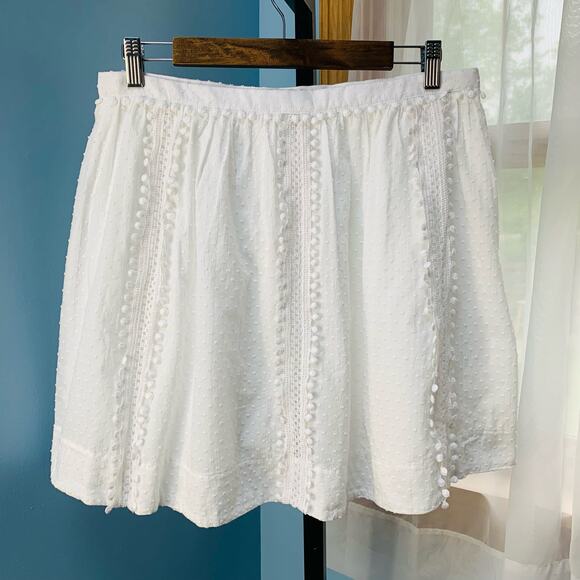 NWT J.Crew Swiss Dot White Skirt with Pompoms Size 8 - Picture 5 of 7